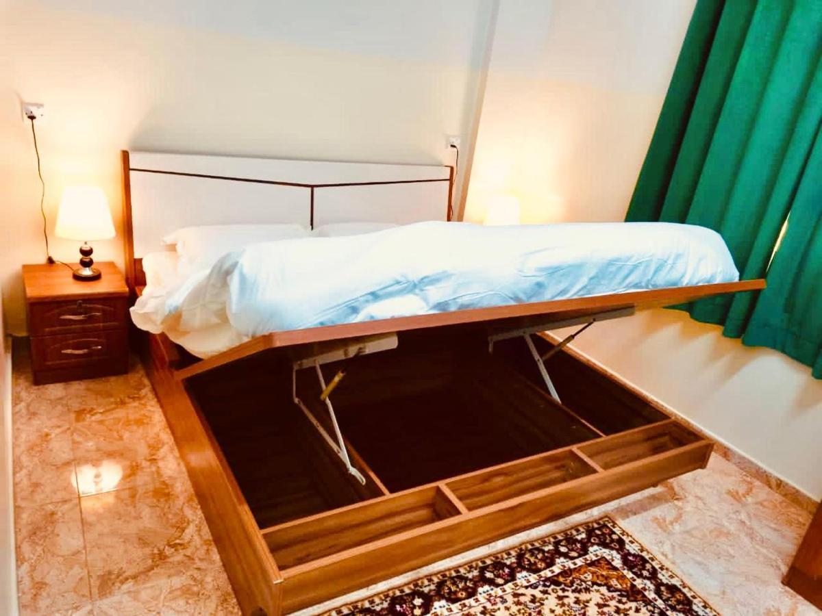 فندق الرستاق Takham Esterno foto