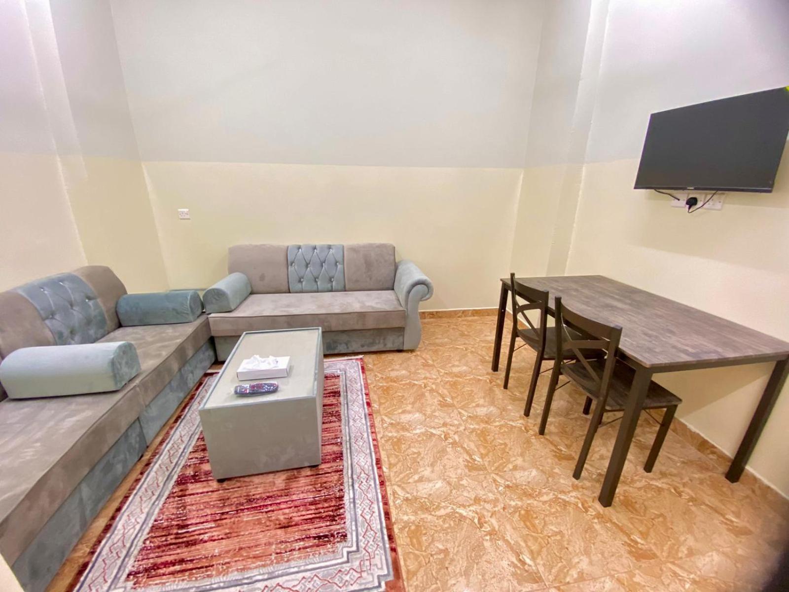 فندق الرستاق Takham Esterno foto